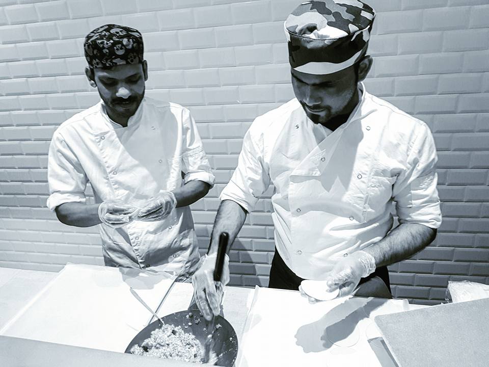 Chefs en préparation de dim sum