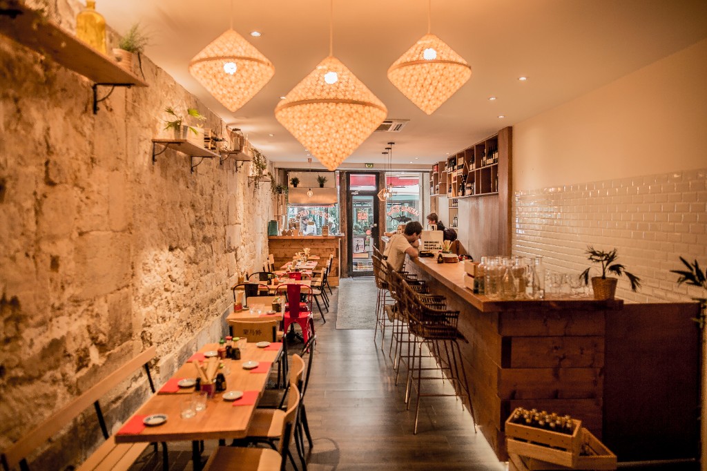 Intérieur d'un restaurant Monsieur Bao